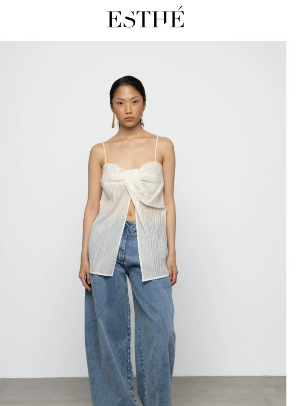 ESTHE Top Never Worn